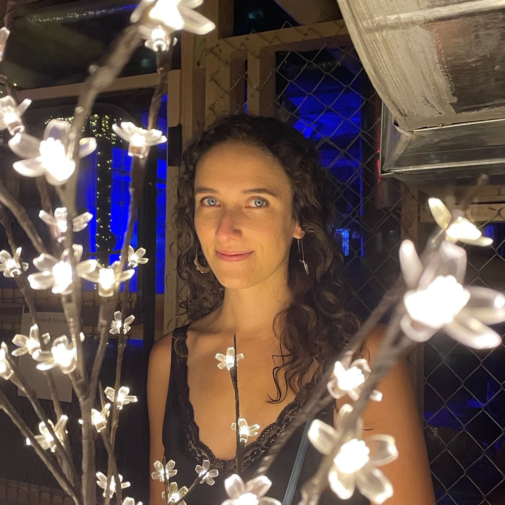 Meet your Posher, Emma